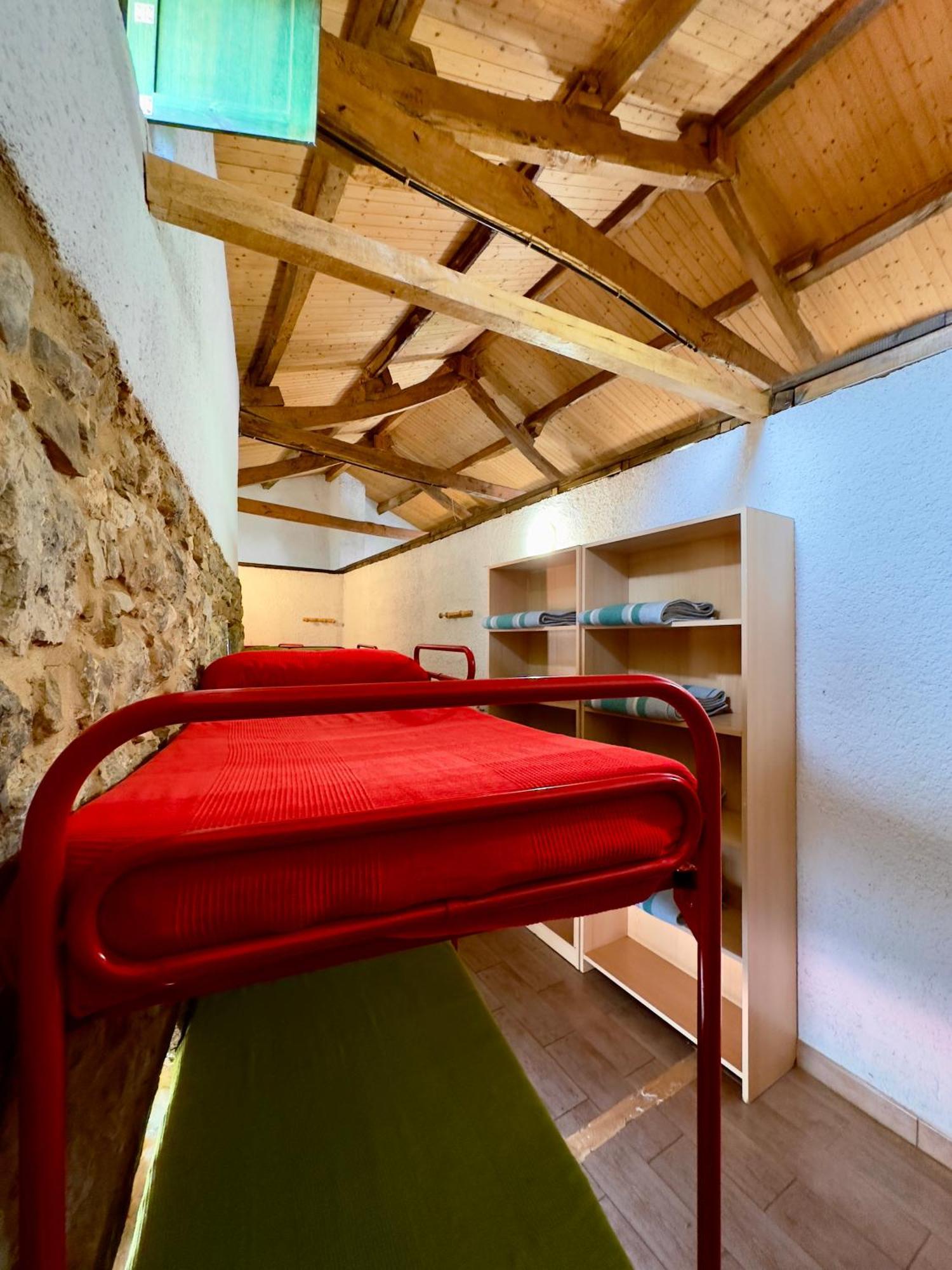 Albergue Valle De Arbas Cubillas de Arbas Kültér fotó